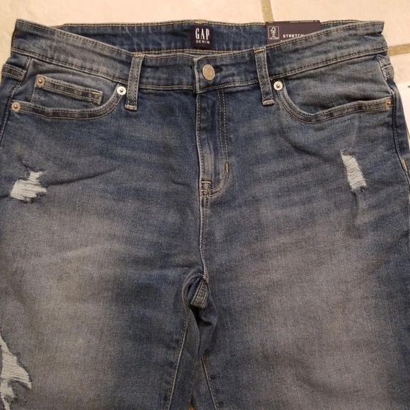 Gap Distressed Bermuda Shorts 29 - Picture 2 of 8
